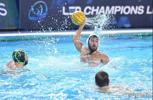 Ο Άγγελος Βλαχόπουλος